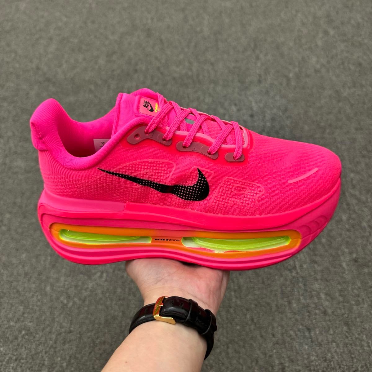 NIKE ZOOM - GHOSE