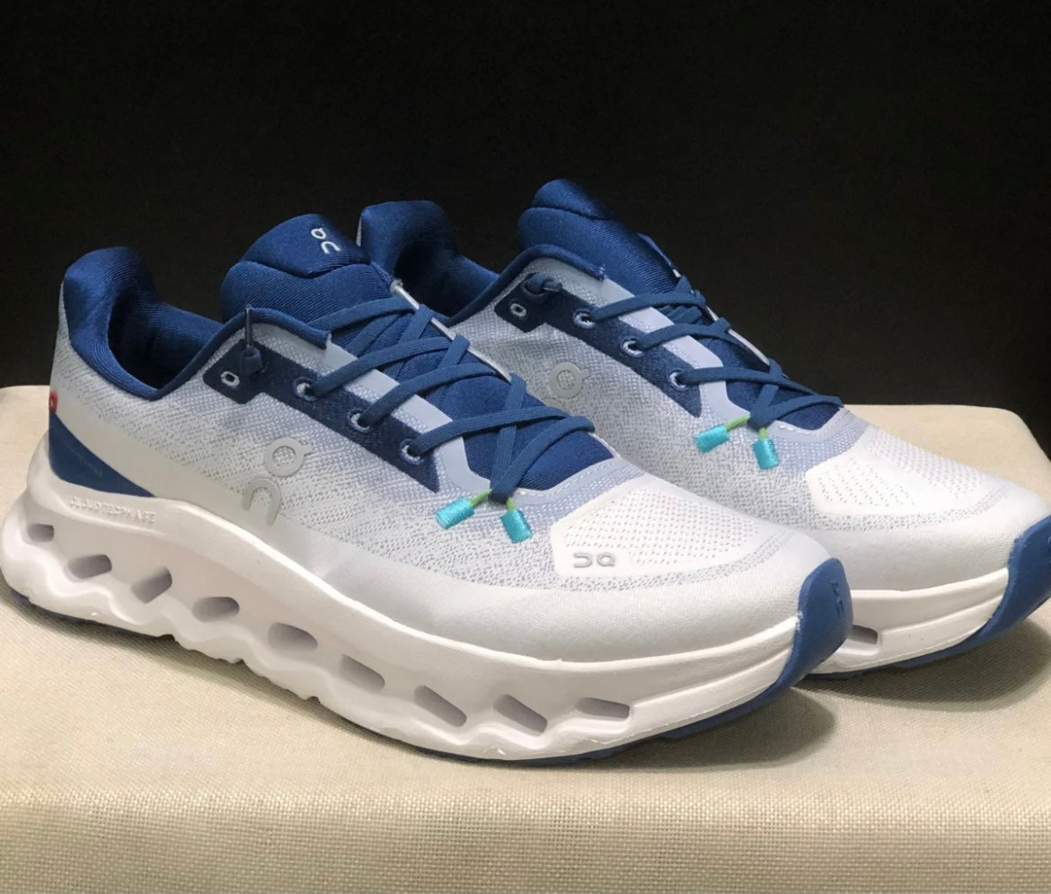 ON CLOUD - BLUE