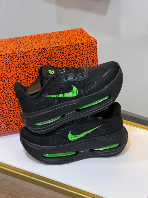 NIKE ZOOM - NOIRE / VERT