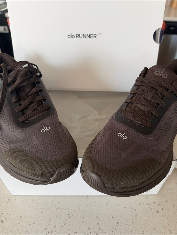 ALO RUNNER - MARRON