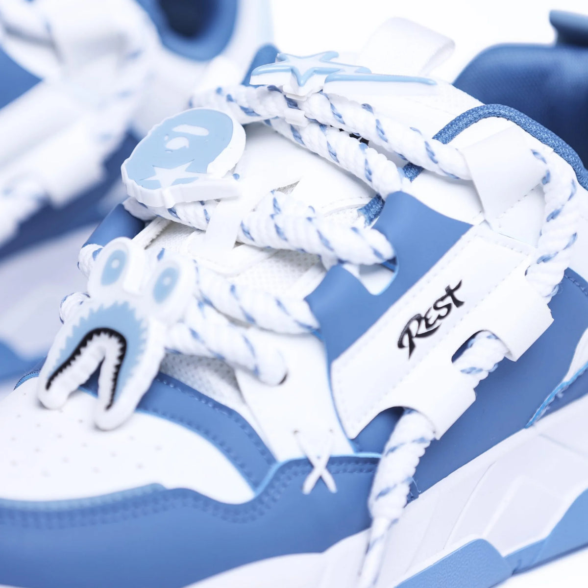REST CHICAGO BLEU