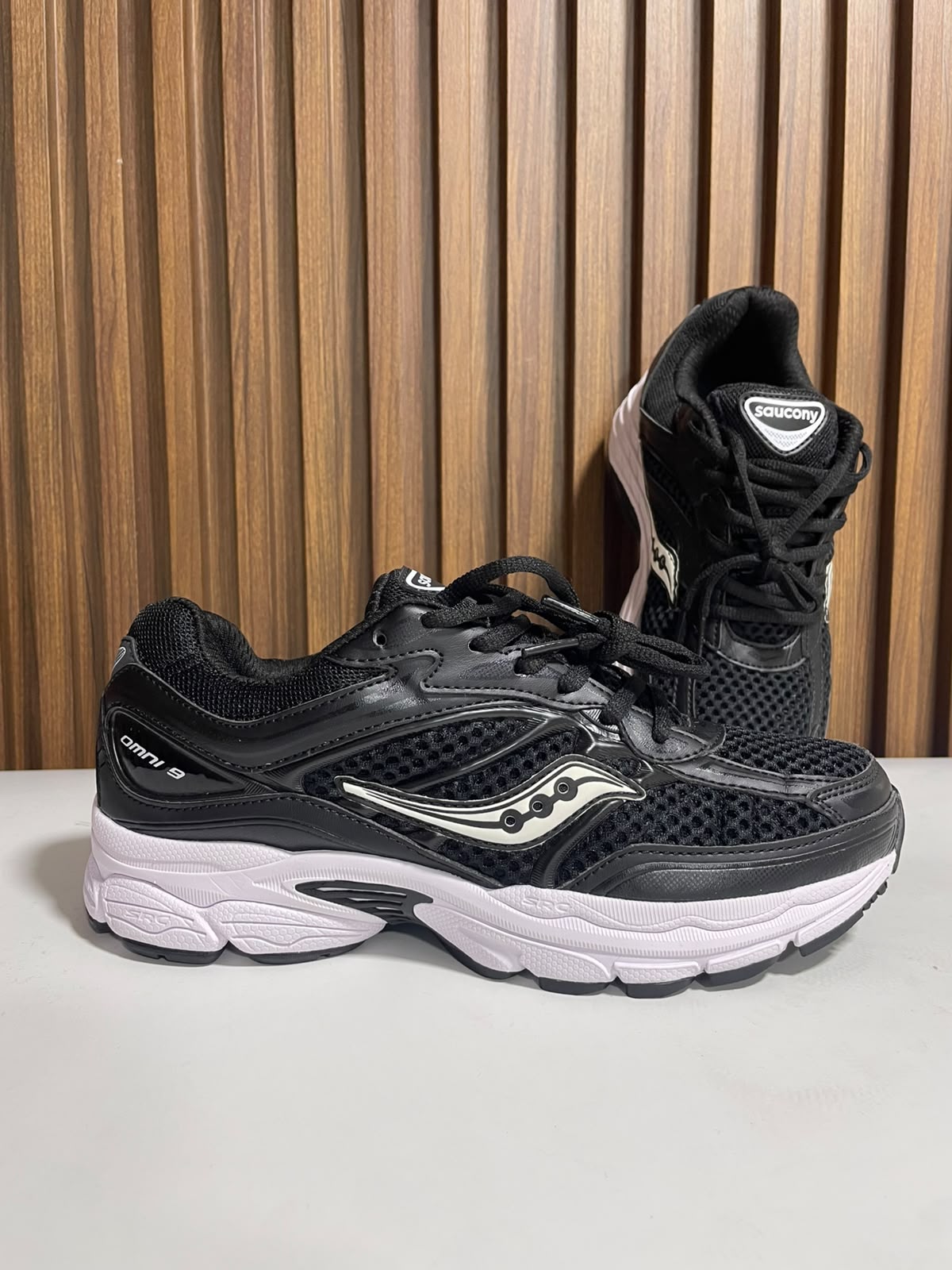 Saucony