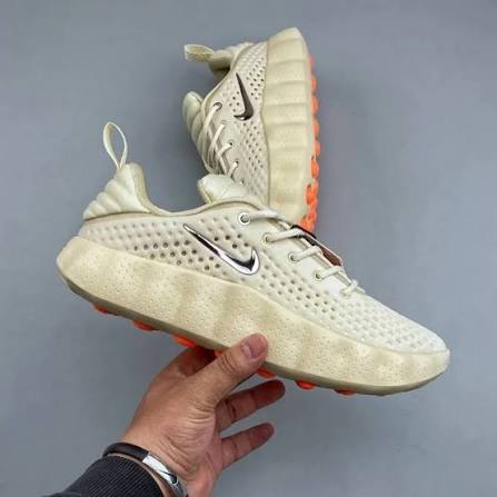 NIKE MIND - BIEGE